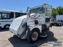 2005 ELGIN PELICAN SWEEPER: SER# P4473D