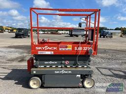 2018 SKYJACK SJlll-3219 SCISSOR LIFT SN-22131649