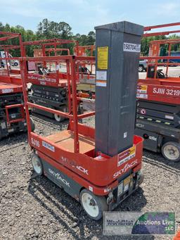 2016 SKYJACK SJ16 VERTICAL MAST LIFT SN-14008309