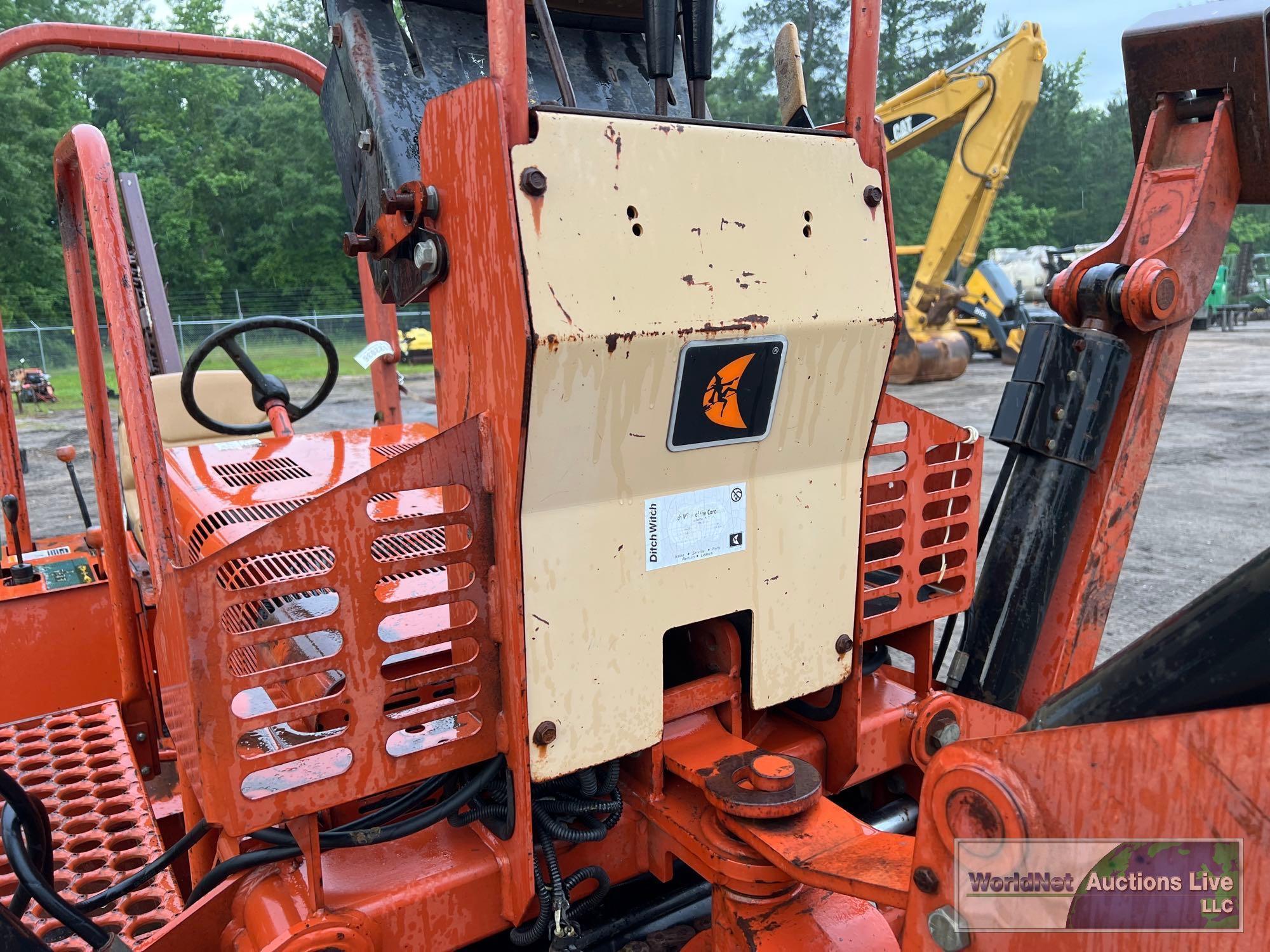 2003 DITCH WITCH 3610DD RIDE ON TRENCHER SN-3X0277