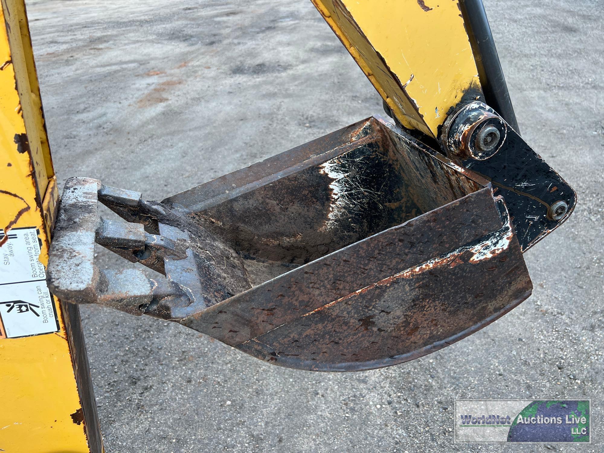 2013 VERMEER LM42 CABLE PLOW/TENCHER SN-1VRM112L0E1003705