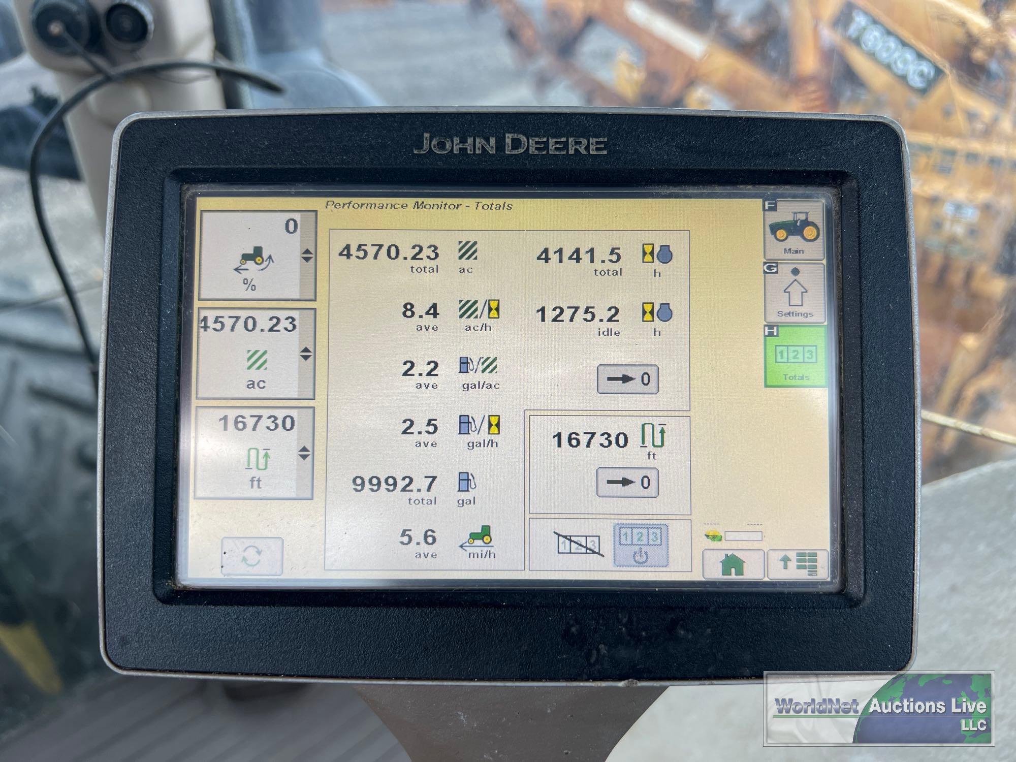 JOHN DEERE 8260R MFWD TRACTOR SN-1RW8260RHDP070480