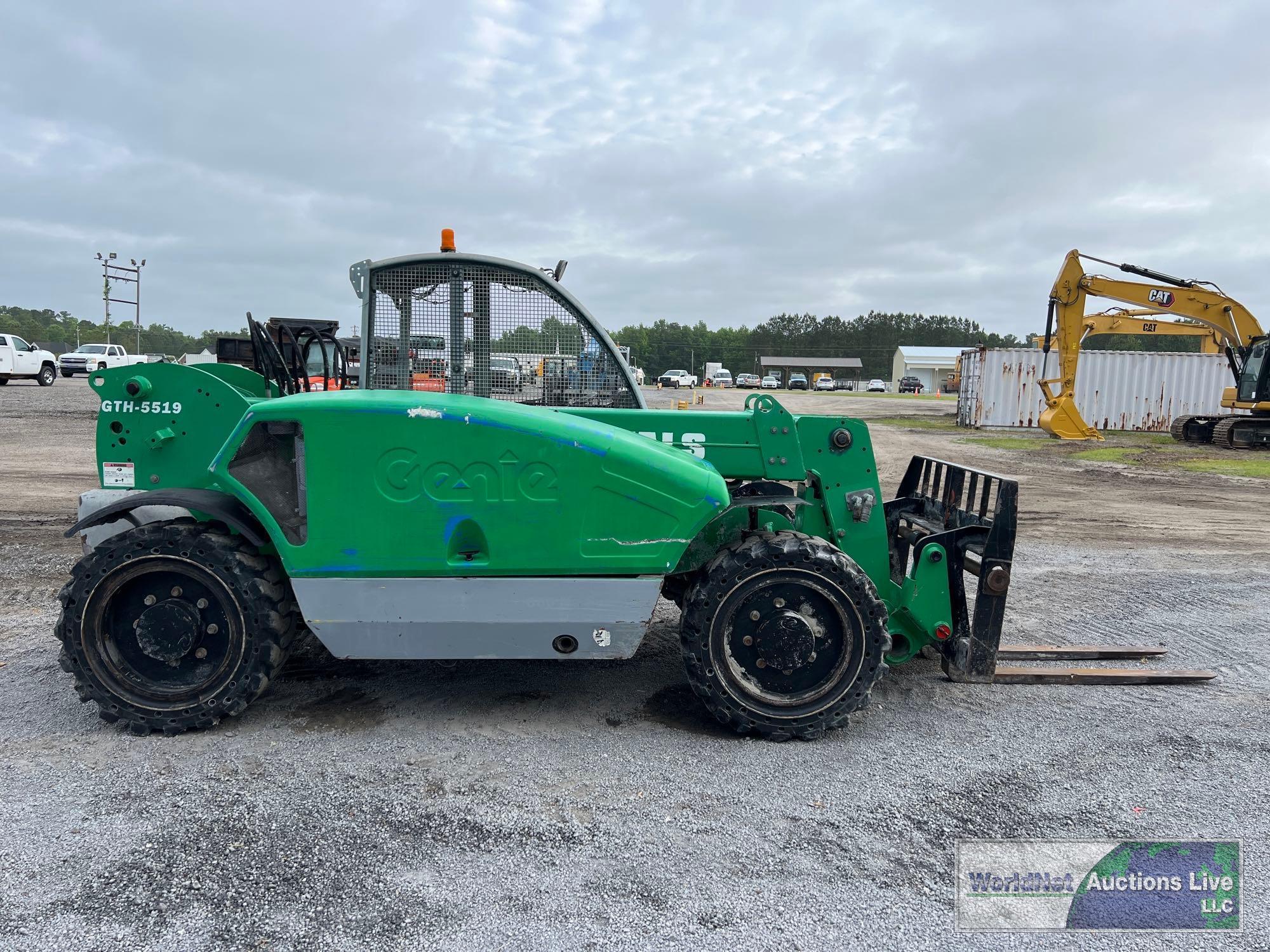 2014 GENIE GTH-5519 TELESCOPIC FORKLIFT SN:GTH551B-2540