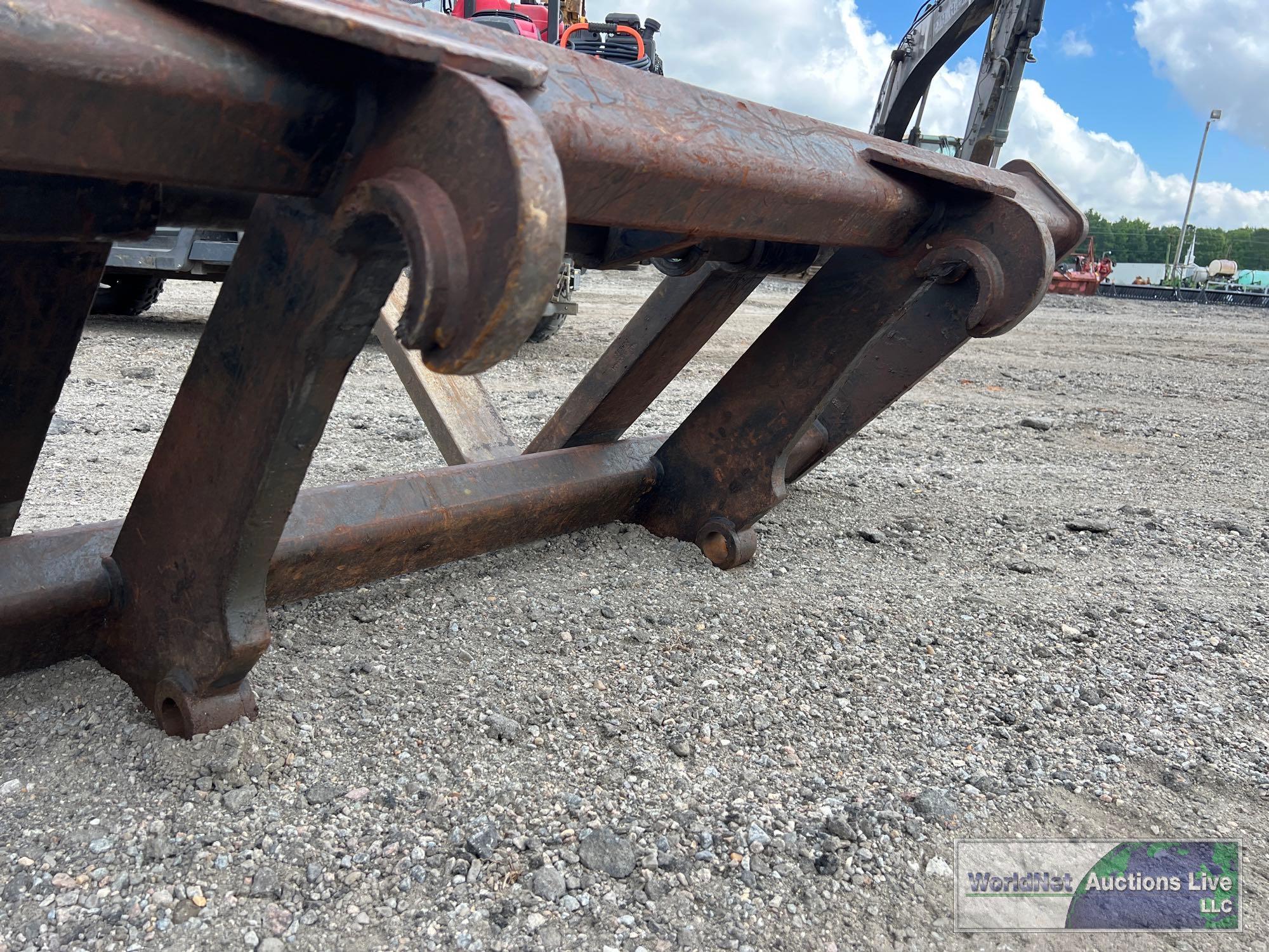 QUICK CONNECT WHEEL LOADER FORKS ATTACHMENT