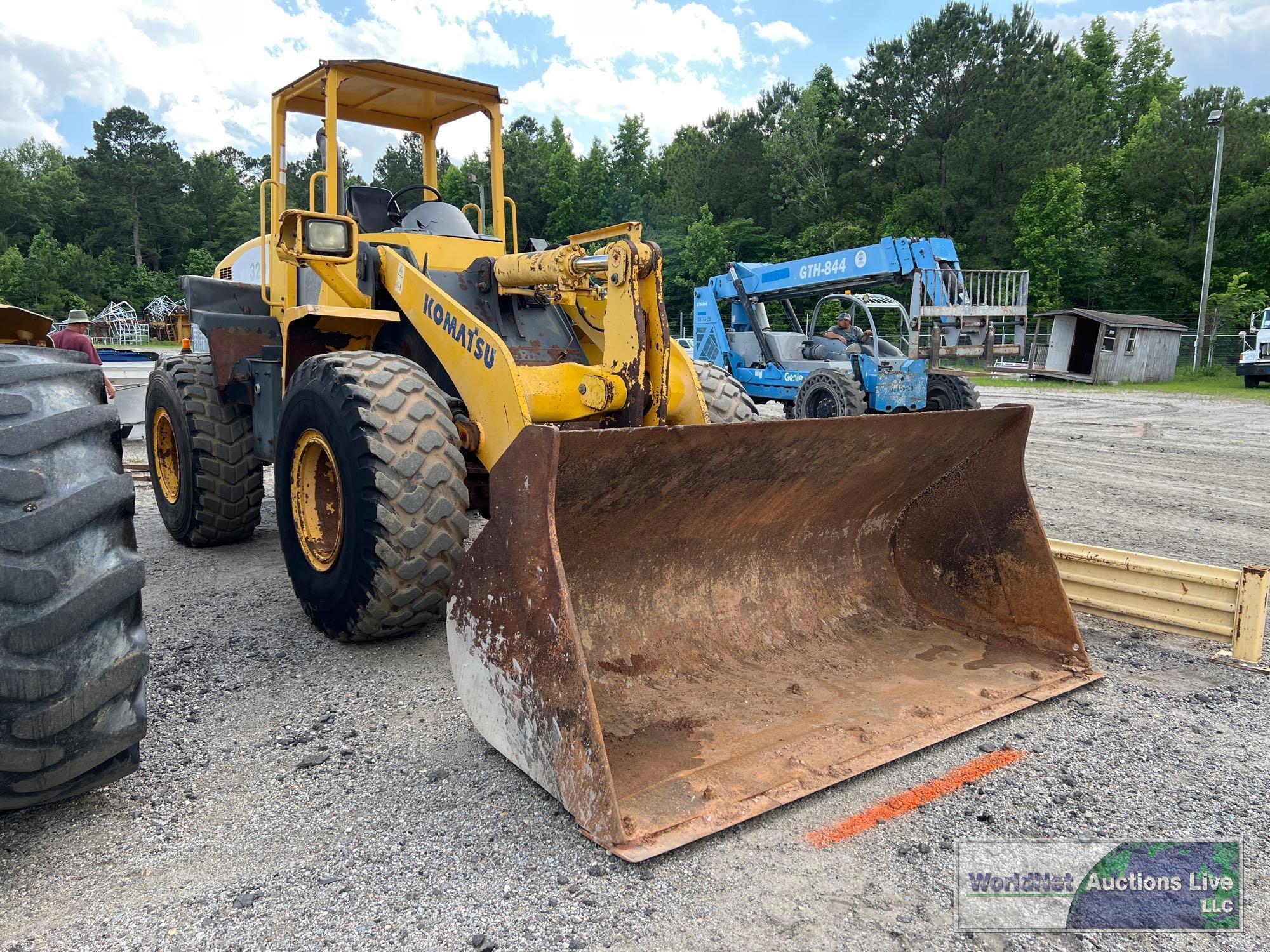 2004 KOMATSU WA320-5L WHEEL LOADER SN-KMTWA028P57A32505