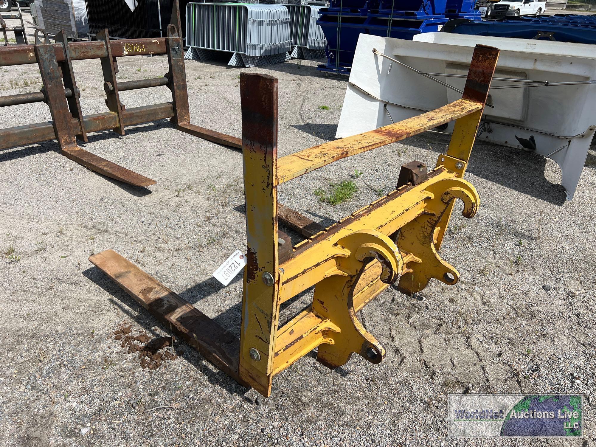 QUICK CONNECT WHEEL LOADER FORKS ATTACHMENT