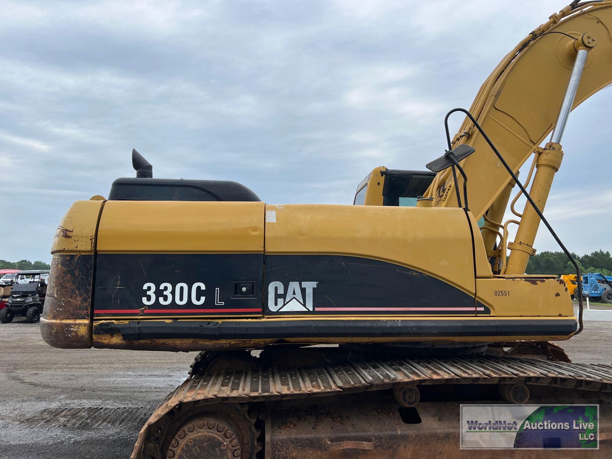 2004 CATERPILLAR 330CL HYDRAULIC EXCAVATOR SN-CAT0330CVDY02551