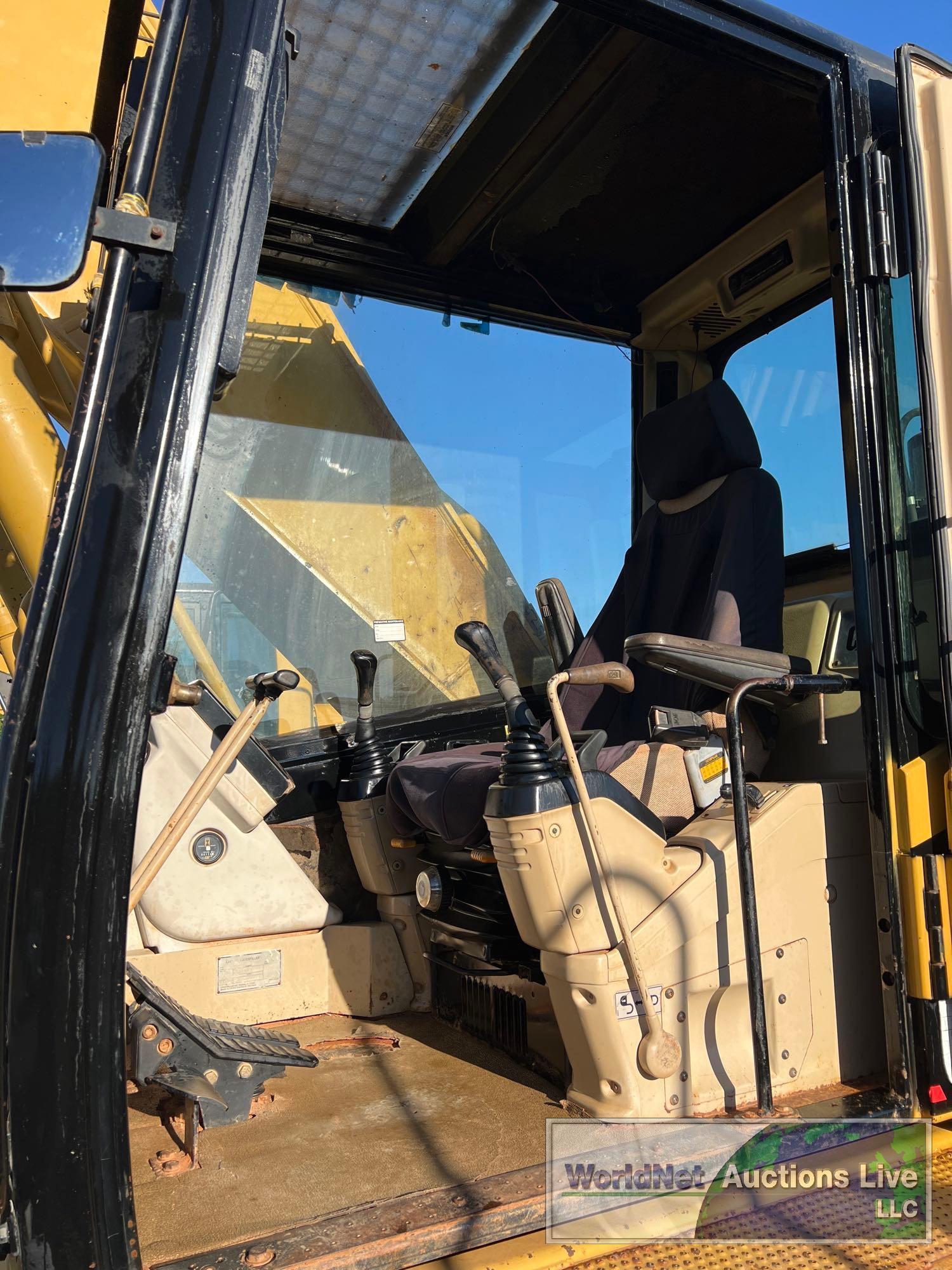 1995 CATERPILLAR 330L HYDRAULIC EXCAVATOR SN-5YM01641