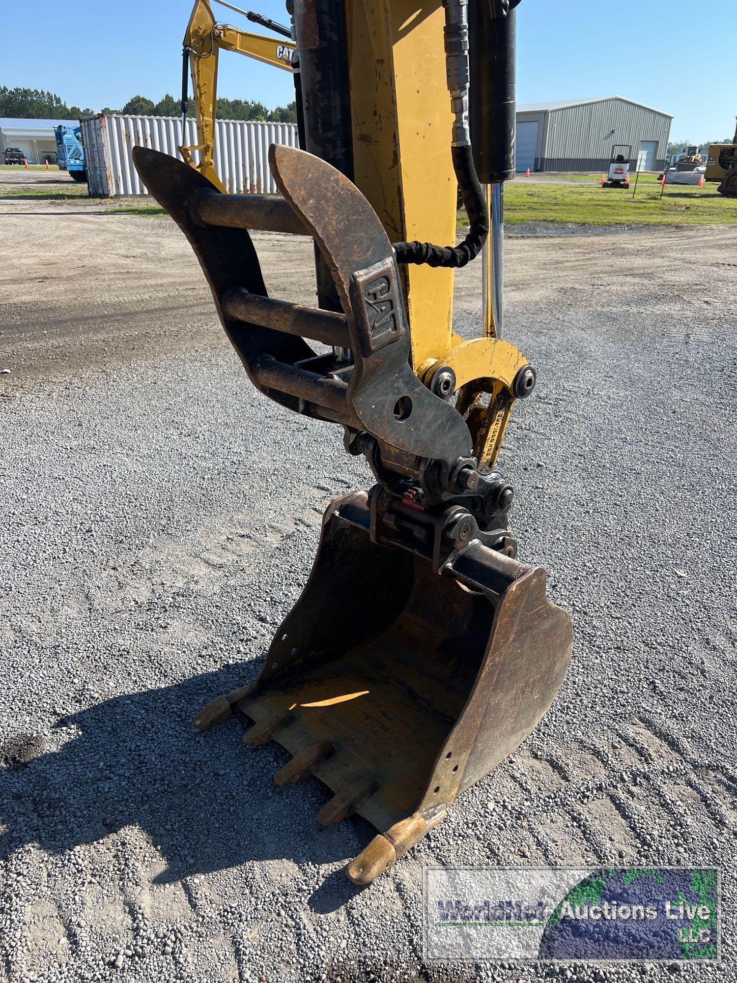 2011 CATERPILLAR 304Dcr MINI-EXCAVATOR SN-CAT0304DATYK00540