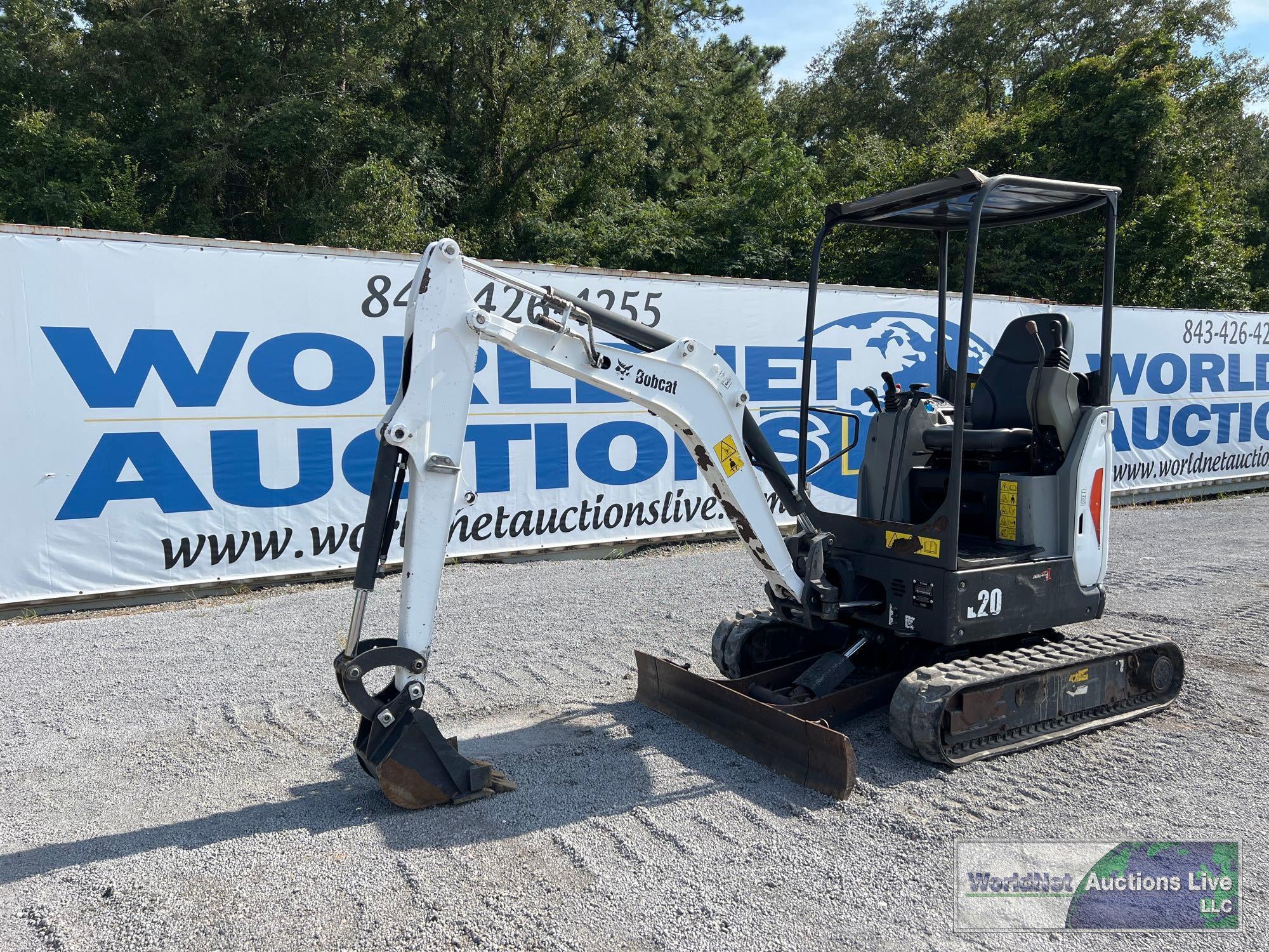 2016 BOBCAT E20 HYDRAULIC MINI EXCAVATOR SN-B3BL12036