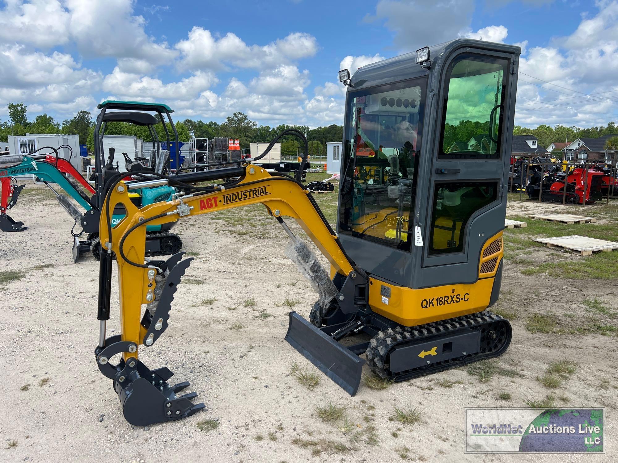 2024 AGT-INDUSTRIAL QK18RXS-C MINI-EXCAVATOR SN-QK18RXS-C202403174