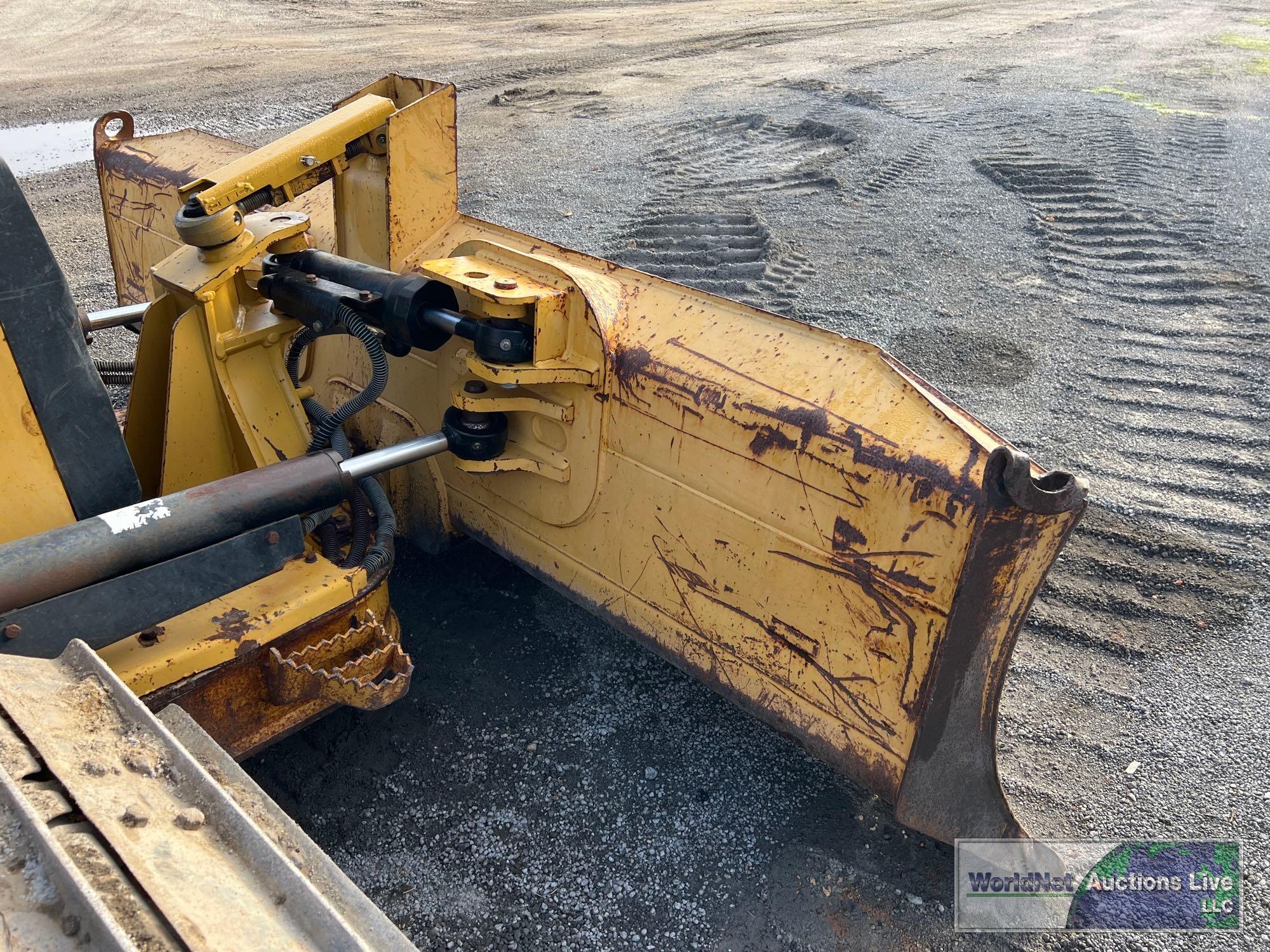 2015 CATERPILLAR D3K2LGP CRAWLER DOZER SN-CAT0D3K2HKLL00832