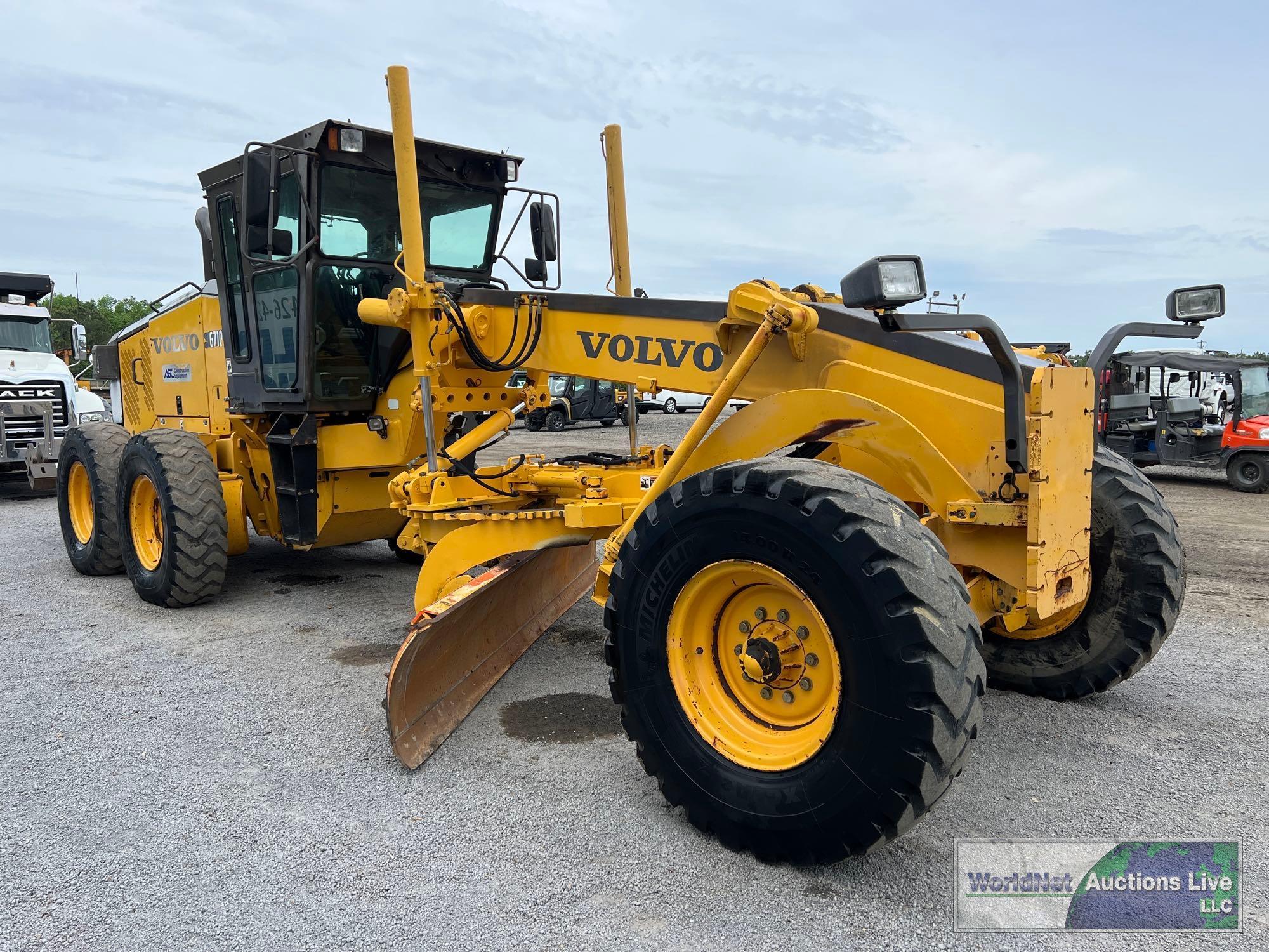 2005 VOLVO G710B MOTOR GRADER SN-X038029X