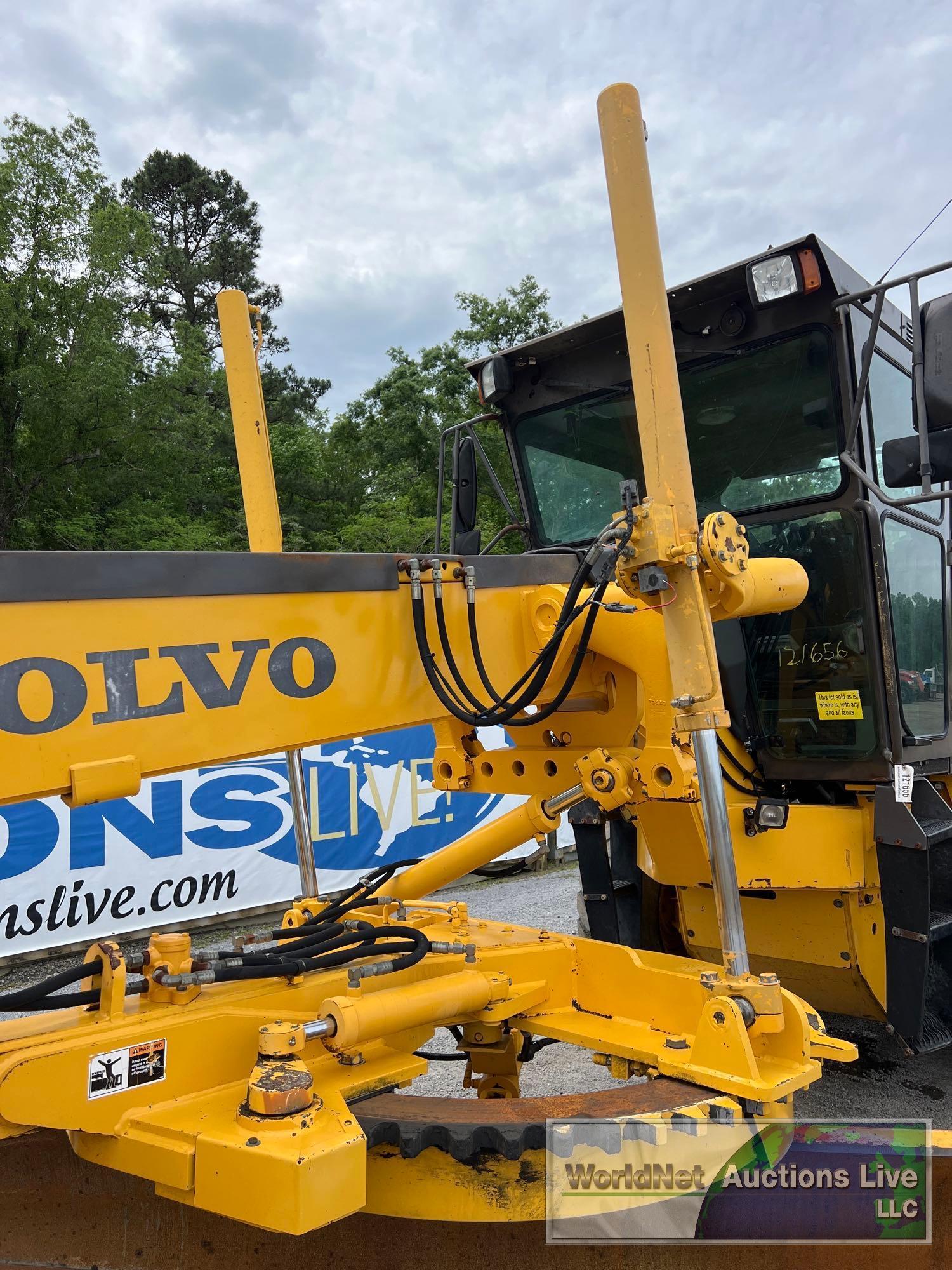 2005 VOLVO G710B MOTOR GRADER SN-X038029X