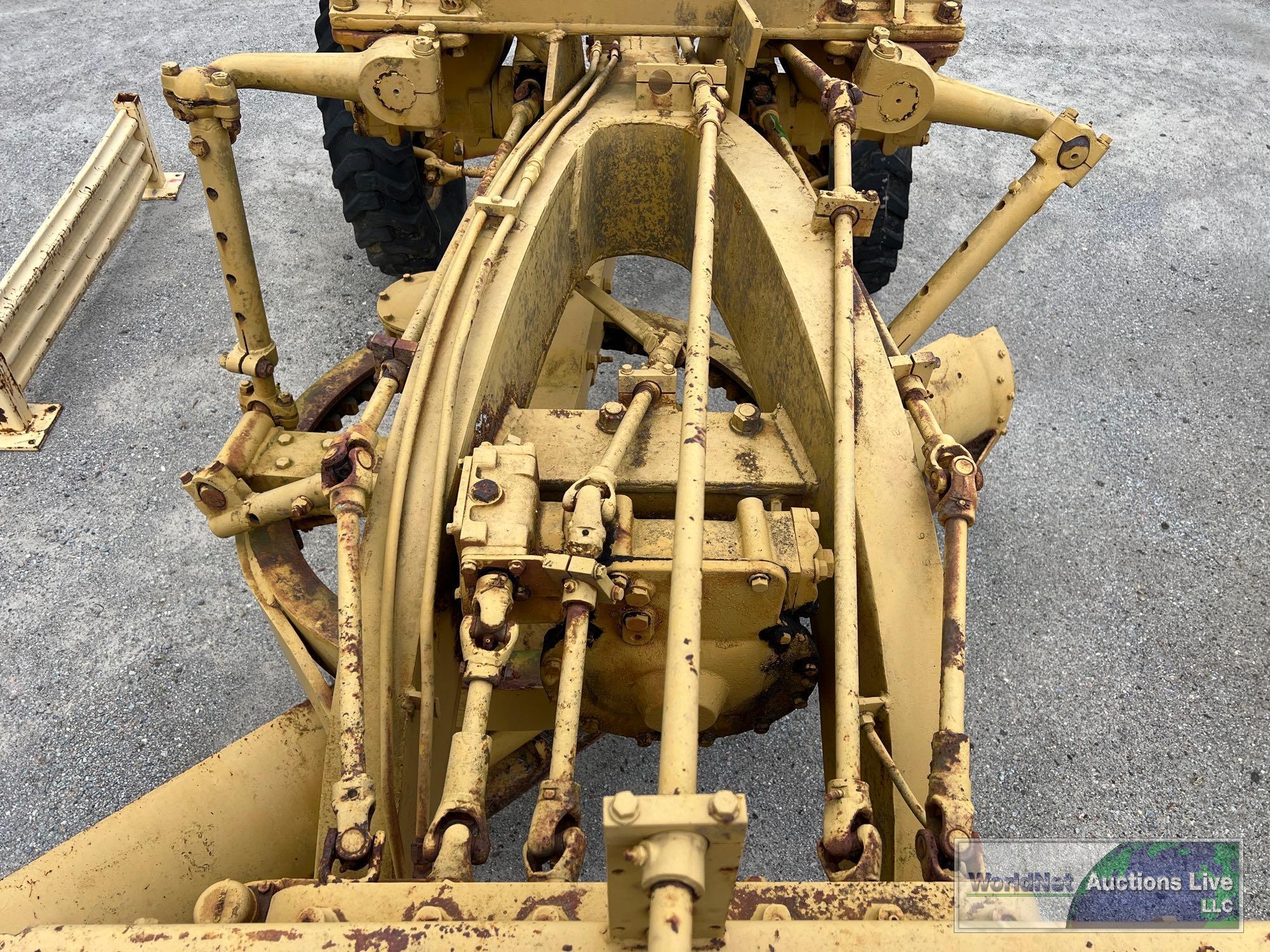 ADAMS 550 MOTOR GRADER SN-T382