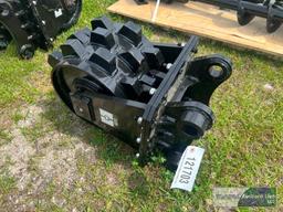 GIYI COMPACTOR WHEEL EXCAVATOR ATTACHMENT/ FITS CAT 307
