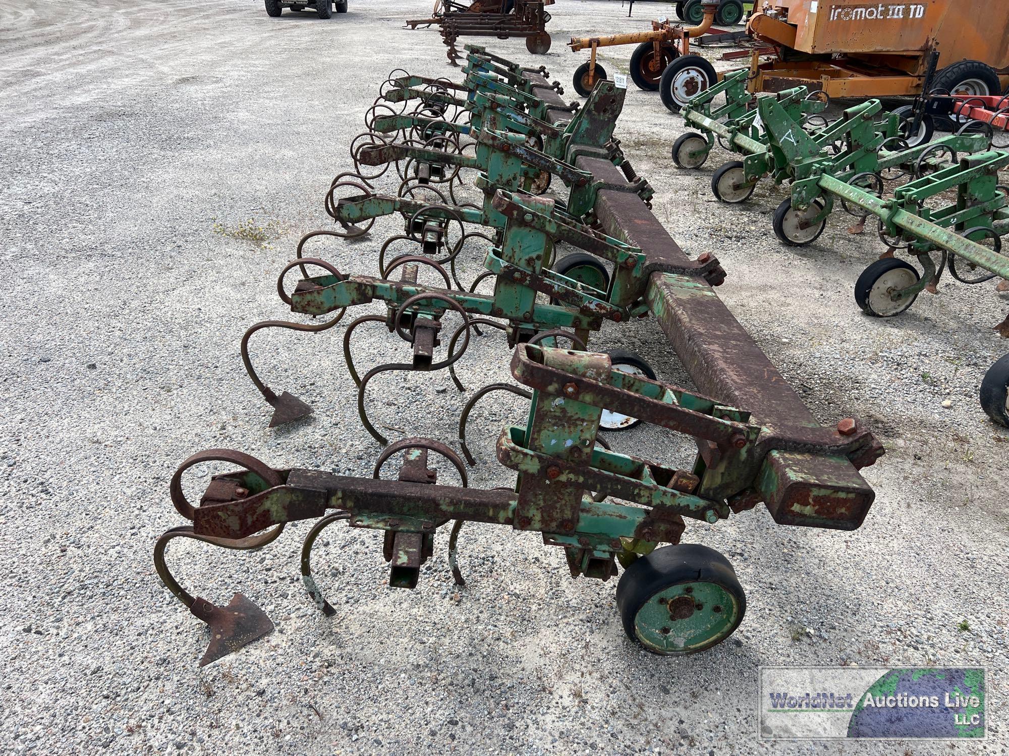 BURCH INC. 6 ROW CULTIVATOR