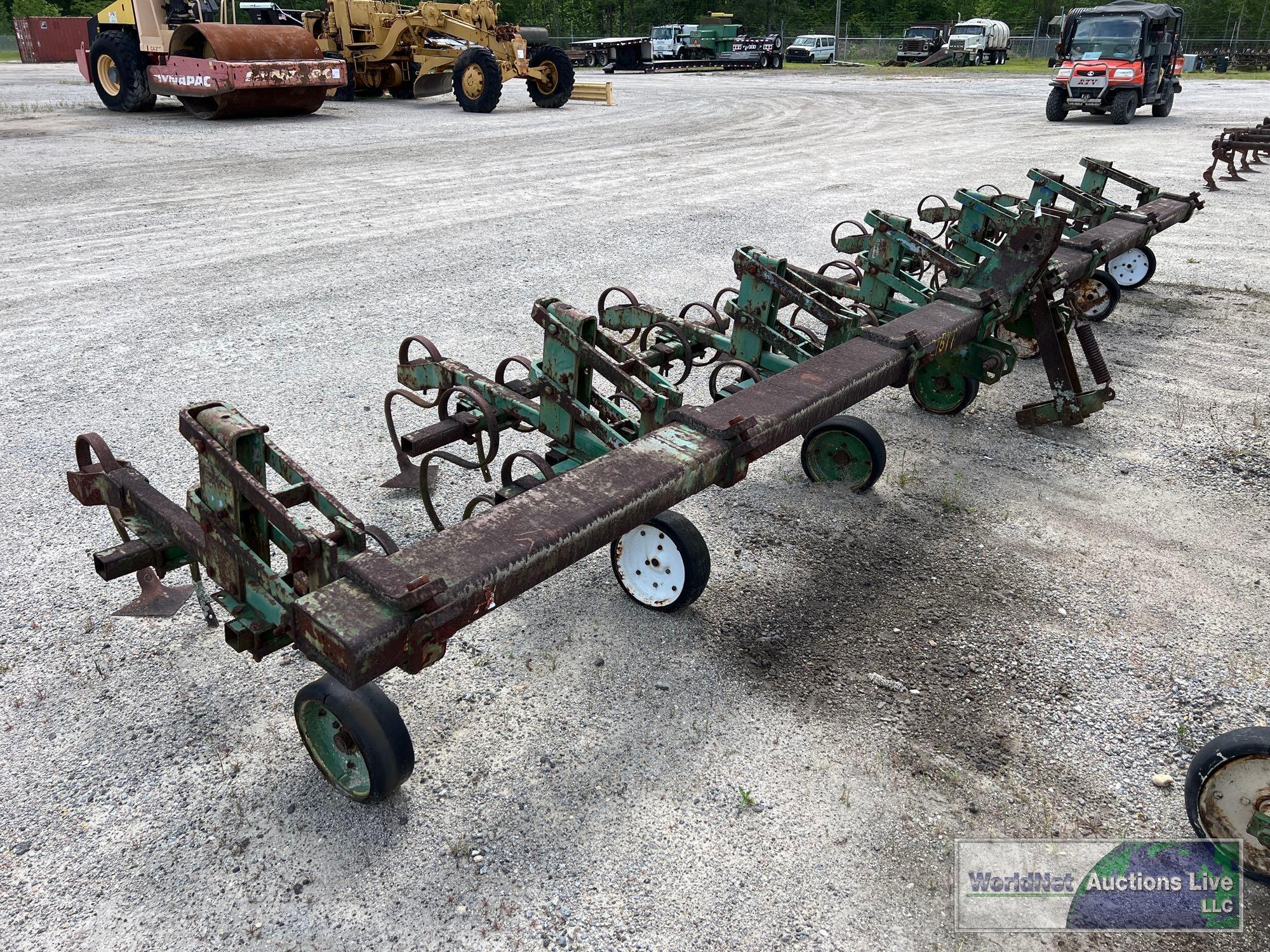 BURCH INC. 6 ROW CULTIVATOR