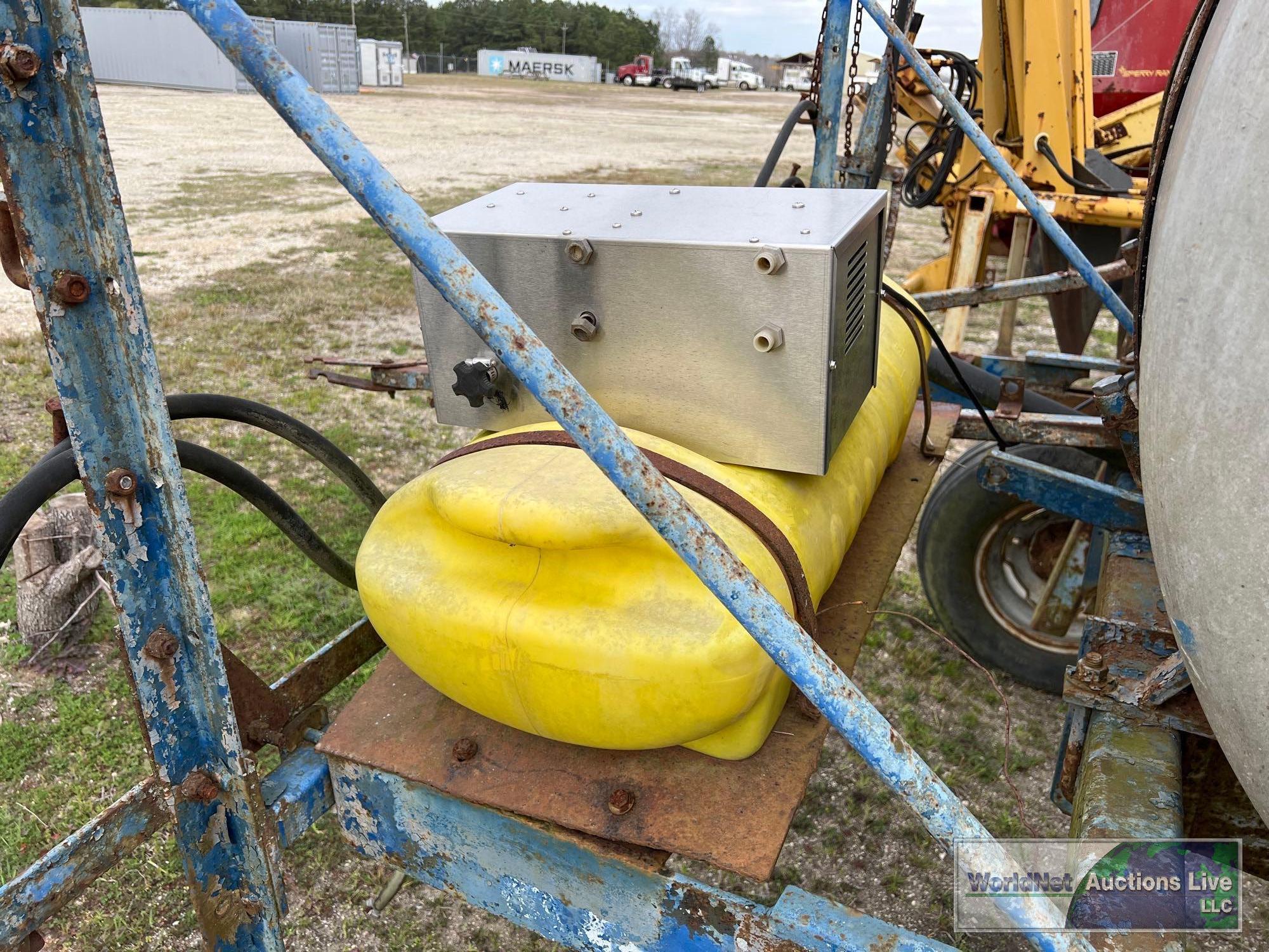 JOHN BLUE NITROGEN APPLICATOR/SPRAYER