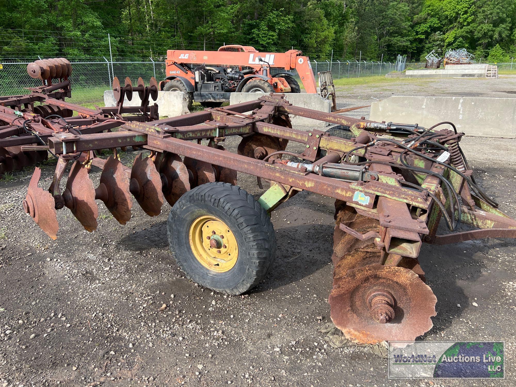 JOHN DEERE 14' DISC HARROW