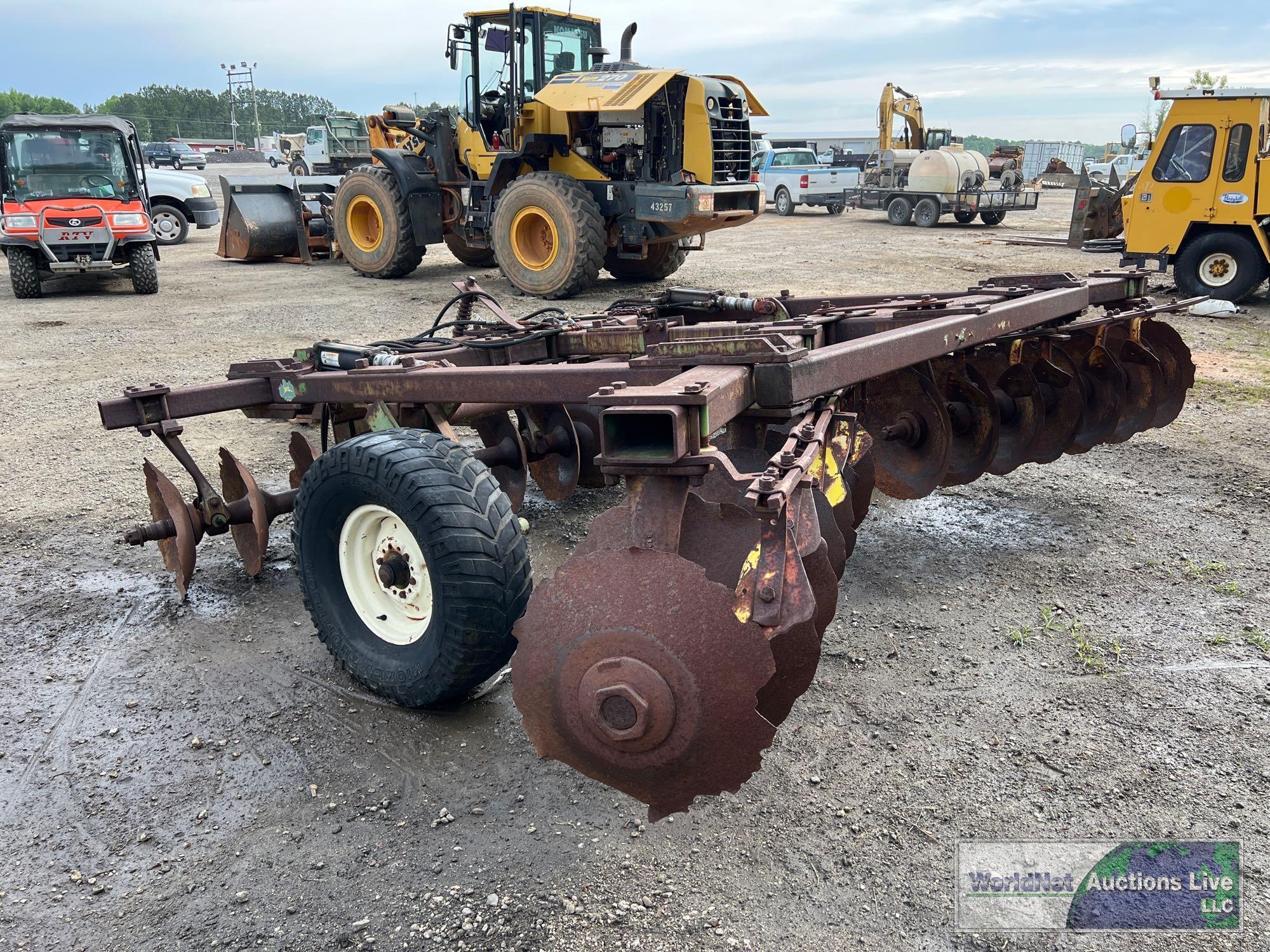 JOHN DEERE 14' DISC HARROW