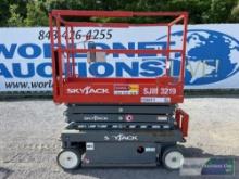 2018 SKYJACK SJlll-3219 SCISSOR LIFT SN-22131649