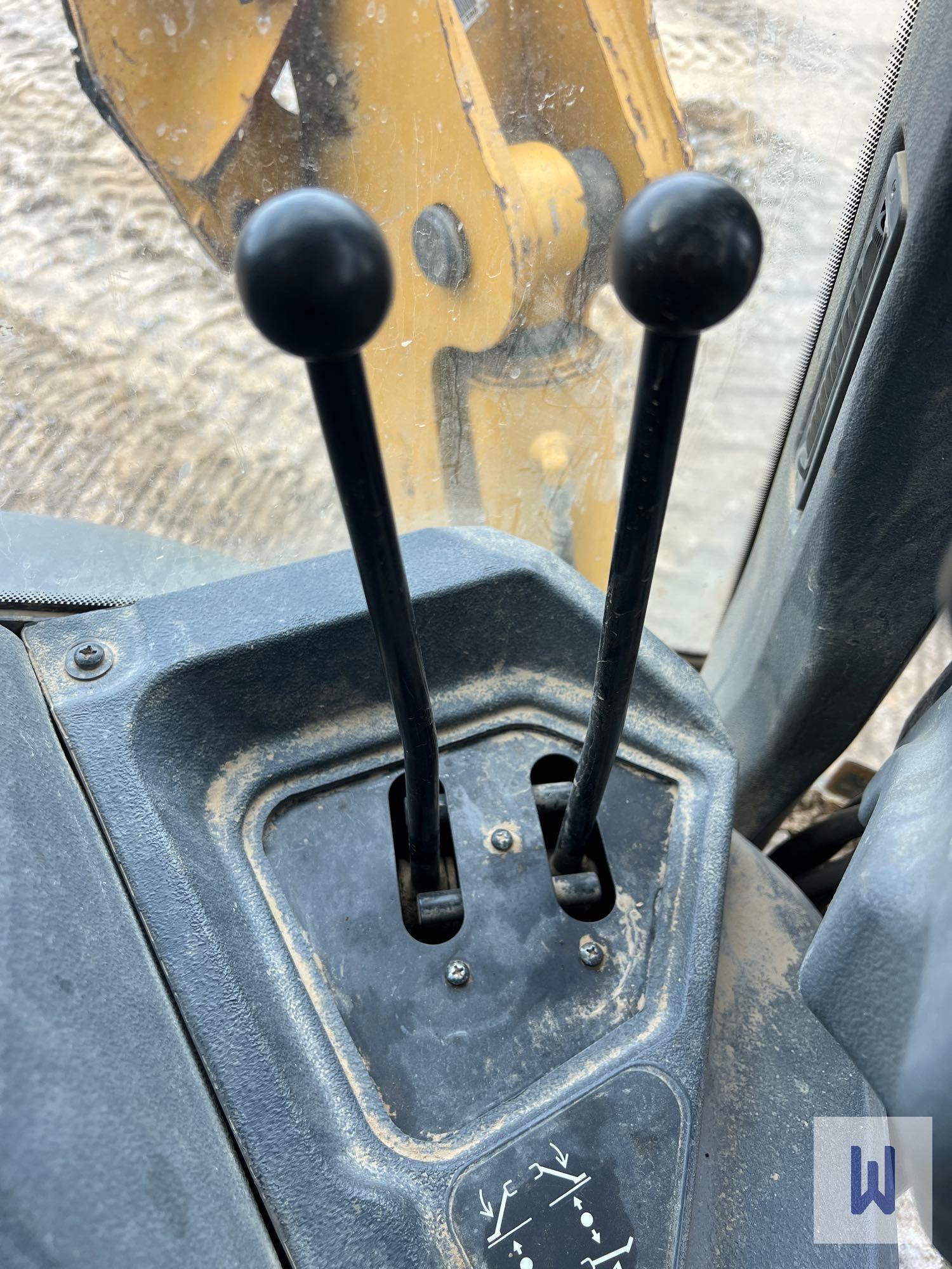 2020 JOHN DEERE 410L BACKHOE LOADER, SN-1T0410LXVLF382137