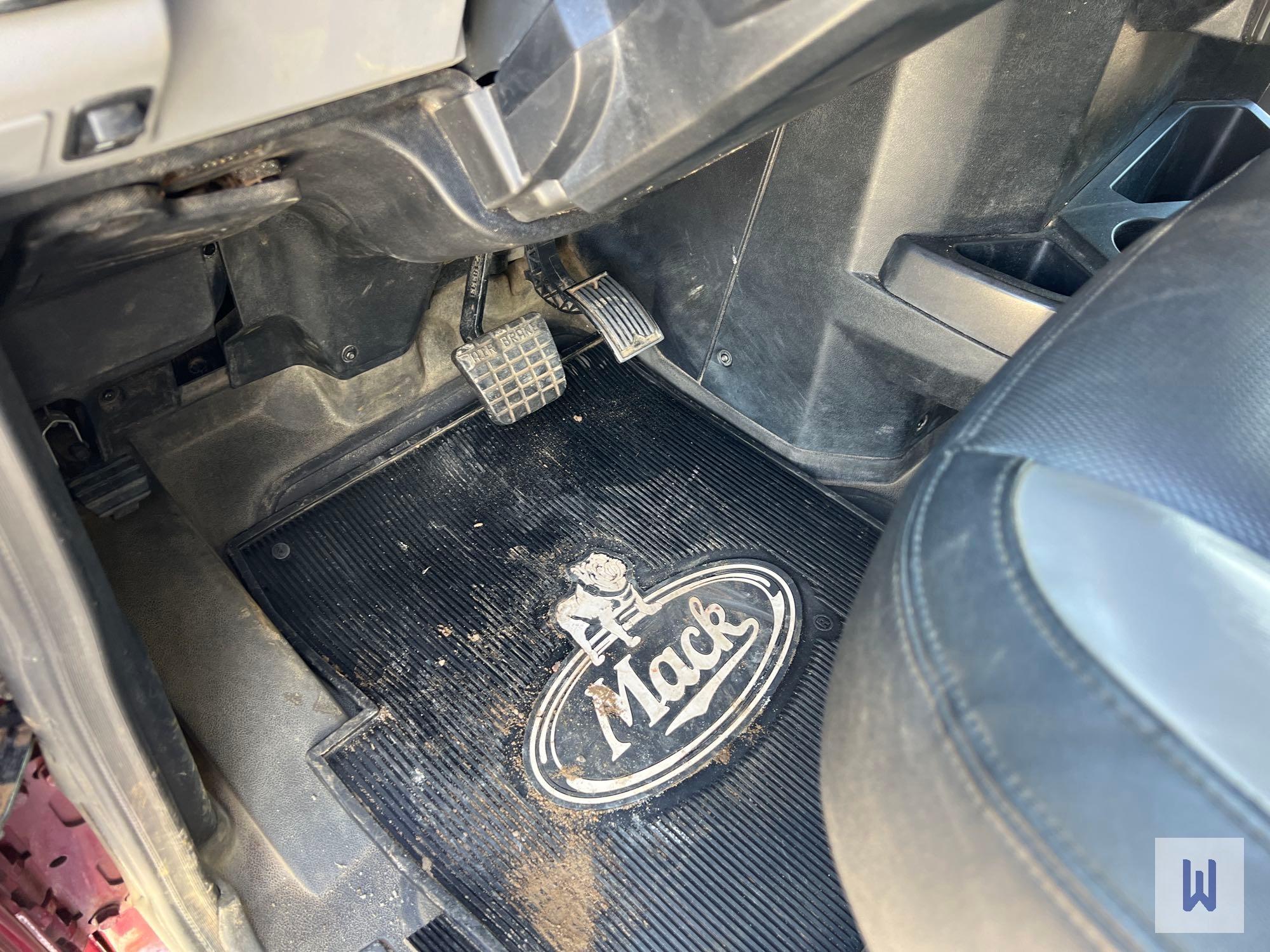 2021 MACK GR64F TANDEM AXLE DUMP TRUCK, VIN # 1M2GR2GCXMM020475