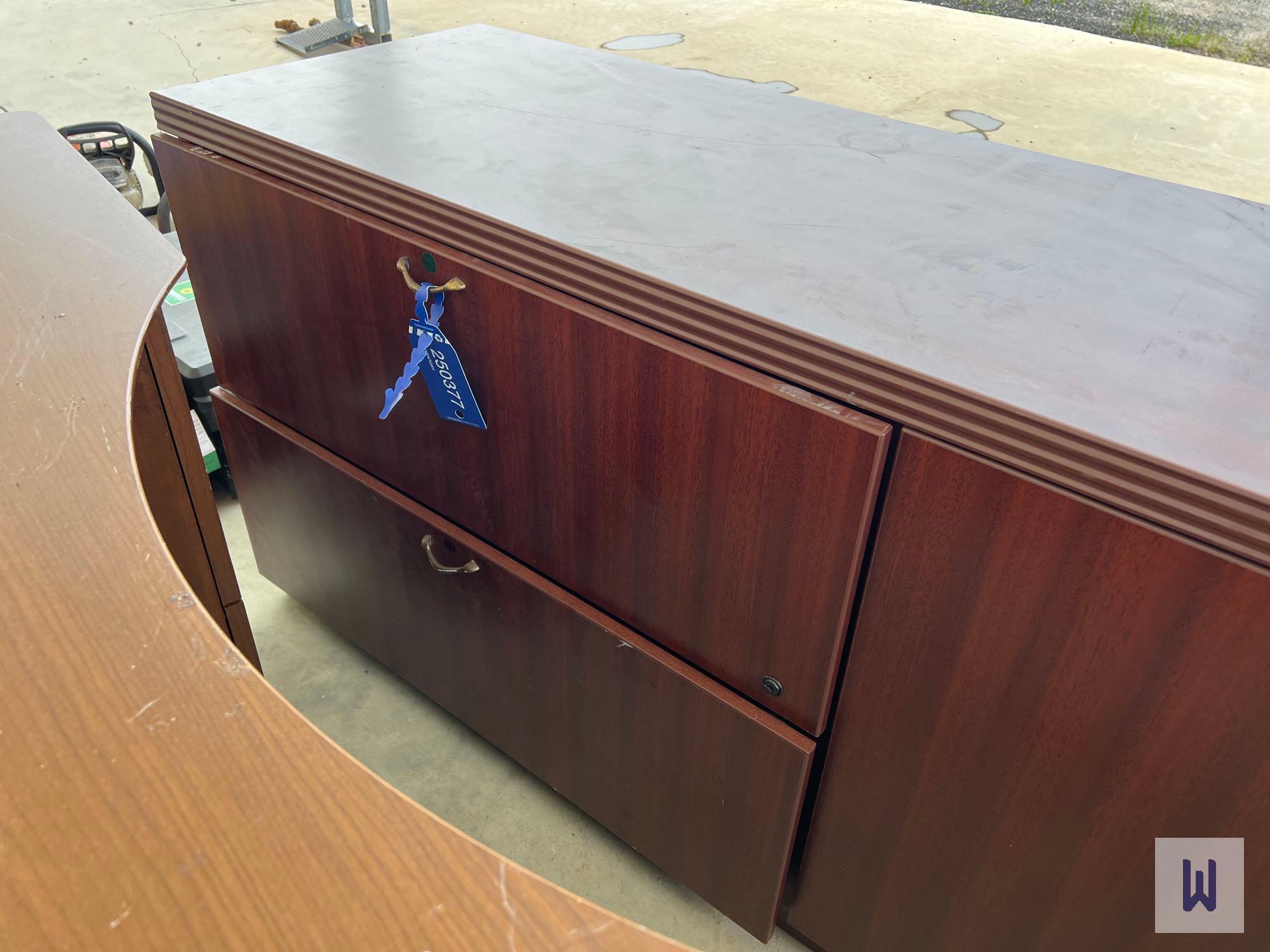 VARIOUS USED OFFICE DESKS/FURNITURE
