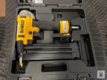 2022 DEWALT DWFP12233 PNEUMATIC BRAD NAILER, SN-2126640020TBBK