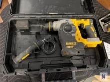 2020 DEWALT DCH273 1 20V MAX SDS BRUSHLESS HAMMER, SN-WOGQZ4Q