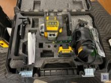 2020 DEWALT DW089LG 12V MAX 3x360 DEGREE GREEN LINE LASER, SN-035738