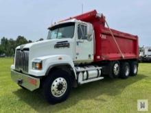 2017 WESTERN STAR 4700SF TRI-AXLE DUMP TRUCK, VIN # 5KKMAVDV6HPHV8768
