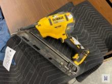 2020 DEWALT DCN650 20V MAX BRUSHLESS 15GA FINISH NAILER