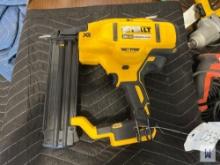 2021 DEWALT DCN680 20V MAX BRAD NAILER