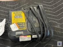 2020 DEWALT DCB115 12-20V MAX FAST CHARGER