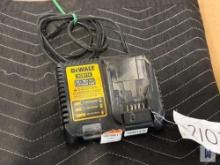 2020 DEWALT DCB115 12-20V MAX FAST CHARGER