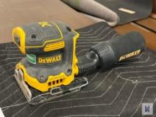 2020 DEWALT DCW200 20V MAX 1/4 SHEET PALM SANDER