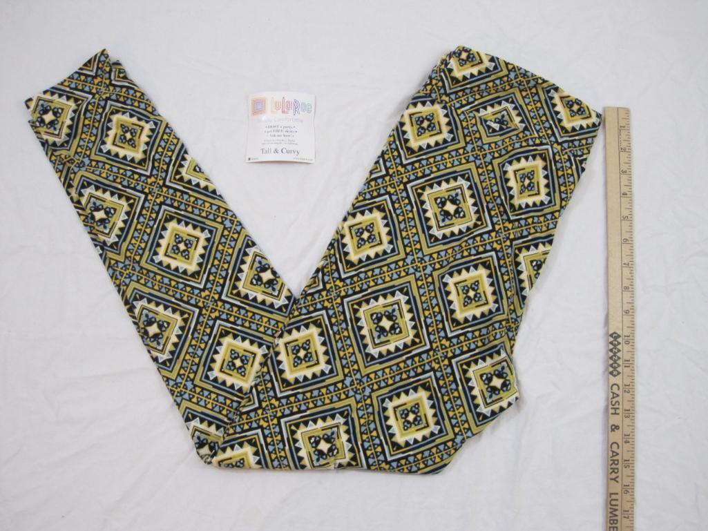 New LuLaRoe Tall & Curvy (TC) Leggings, yellow and blue geometric pattern, 7 oz