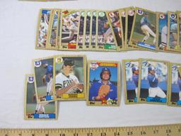 Lot of Topps 1987 MLB Baseball Trading Cards including Jesse Barfield, Bruce Sutter, Mike Scott,