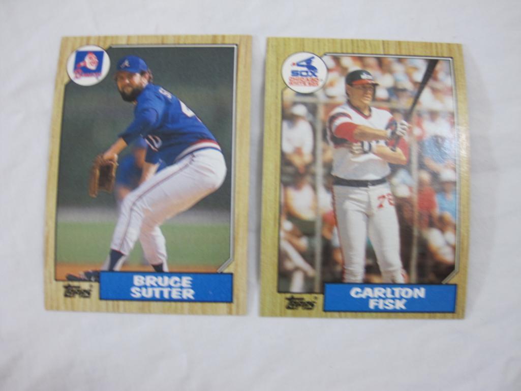 Lot of Topps 1987 MLB Baseball Trading Cards including Jesse Barfield, Bruce Sutter, Mike Scott,