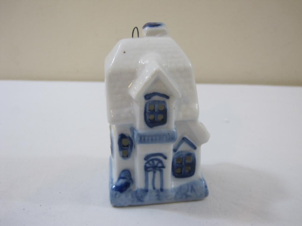 Two Miniature Houses including ceramic ornament and resin B Cummings Signmaker house, 13 oz