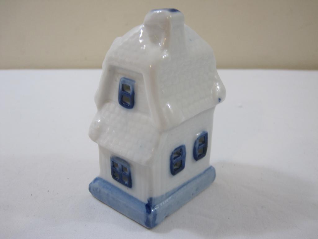 Two Miniature Houses including ceramic ornament and resin B Cummings Signmaker house, 13 oz