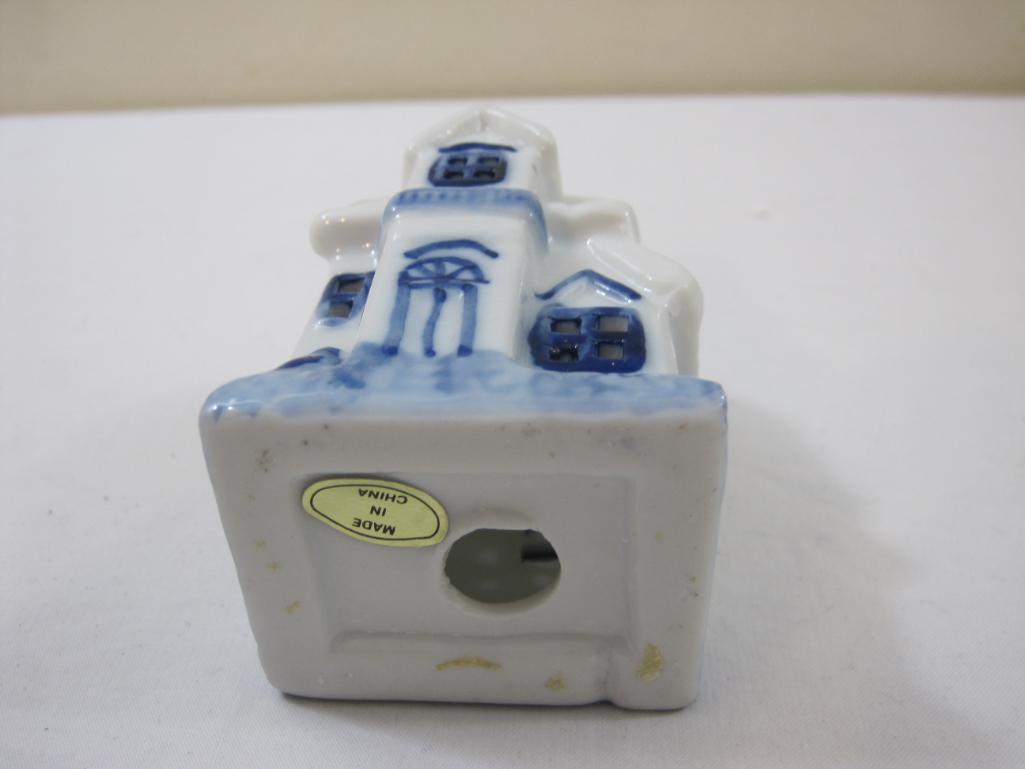 Two Miniature Houses including ceramic ornament and resin B Cummings Signmaker house, 13 oz