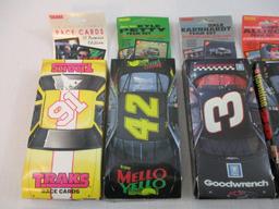 Six Packs of Traks Nascar Super High-Gloss Coated Cards including Michael Waltrip Team Set, '91