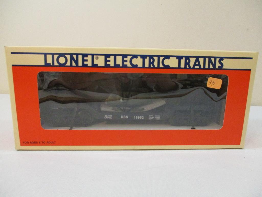 Lionel US Navy Flatcar With ERTL Helicopter 6-16952, O Scale, new in box, 13 oz