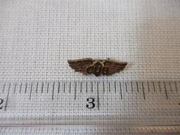 WWII Era Piper Cub Wings Pin, 1 oz
