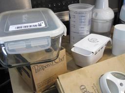 Lot of Pampered Chef Items including Chopper, Manual Food Processer, Measure All, Cheese Grater and