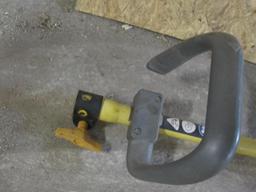 Ryobi Weed Trimmer, Missing bottom trimmer attachment