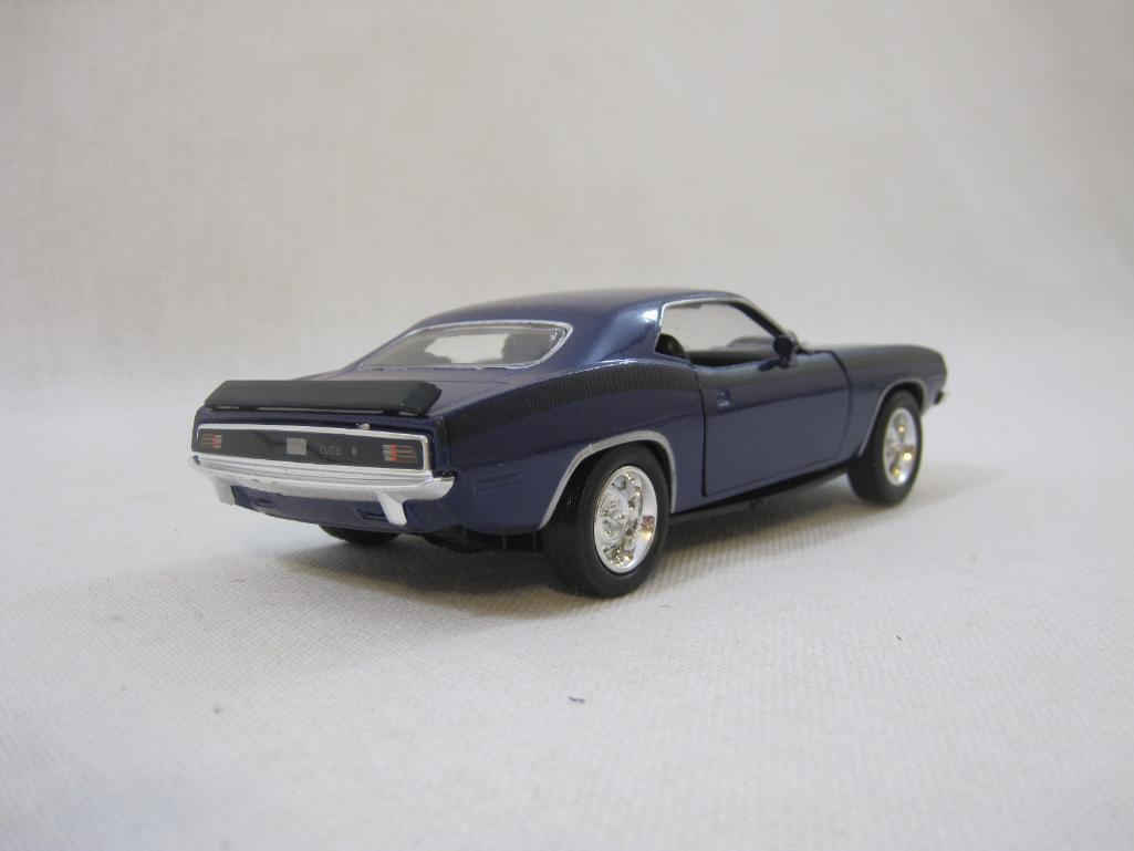 1970 Plymouth Cuda 1:32 Scale Model Car, New Ray, in original box, 11 oz